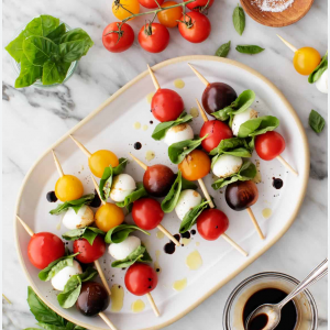 Tomato Fresh Mozzarella Balls with Cherry Tomatoes and Basil
