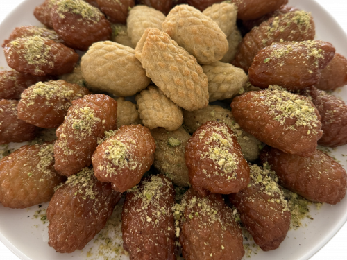 Maacaroon a Sweet Treat Crisp on the Outside, Tender Inside